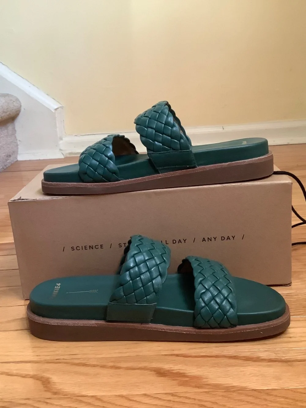 Frankie4 malone leather